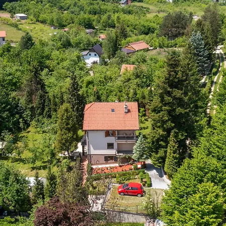 Apartment 6Bdr Home In Nature Sarajevo