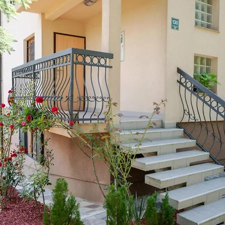 6Bdr Home In Nature Sarajevo