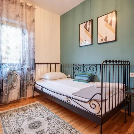 6bdr In Nature Apartment Sarajevo