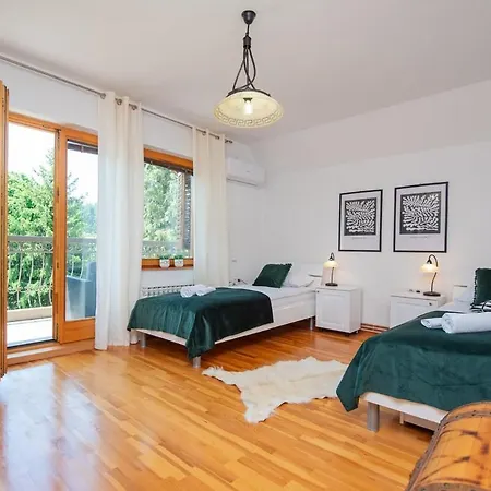Apartamento 6bdr In Nature