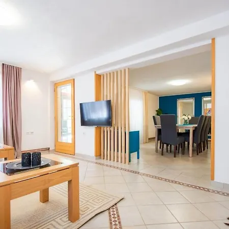 Apartamento 6bdr In Nature *