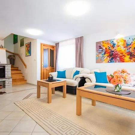 Apartamento 6bdr In Nature Saraievo